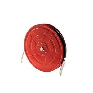 قرقره هوزریل آتش‌نشانی با شیلنگ نیمه‌سخت نصب‌شده روی دیوار